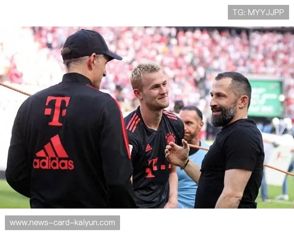 拜仁通过连续转移打散对方防线，马兹拉维位置感极强